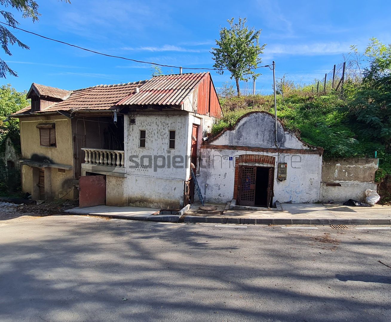 SAPIENT/TEREN INTRAVILAN 600 MP CU ANEXE ȘI PIVNITE - EPISCOPIA - Poză 3