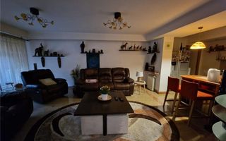 Pipera I Vila 8 camere - Poză 3