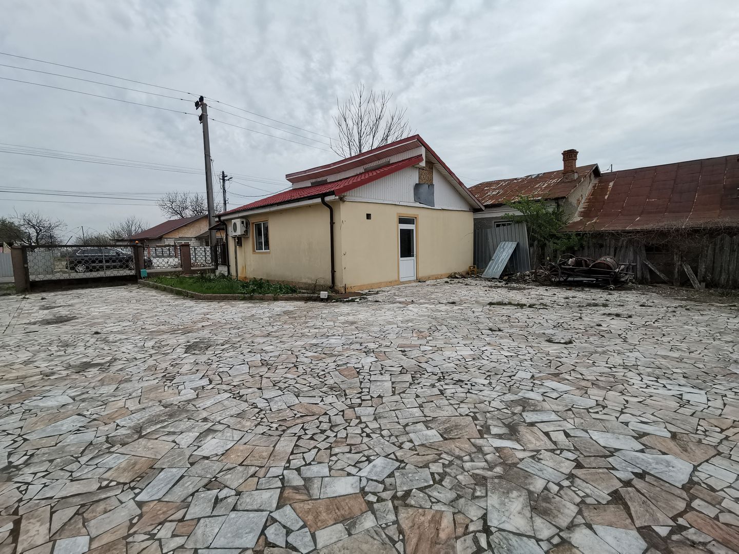 Casa 6 camere  Urechesti-Vrancea constructie 2008 - Poză 9