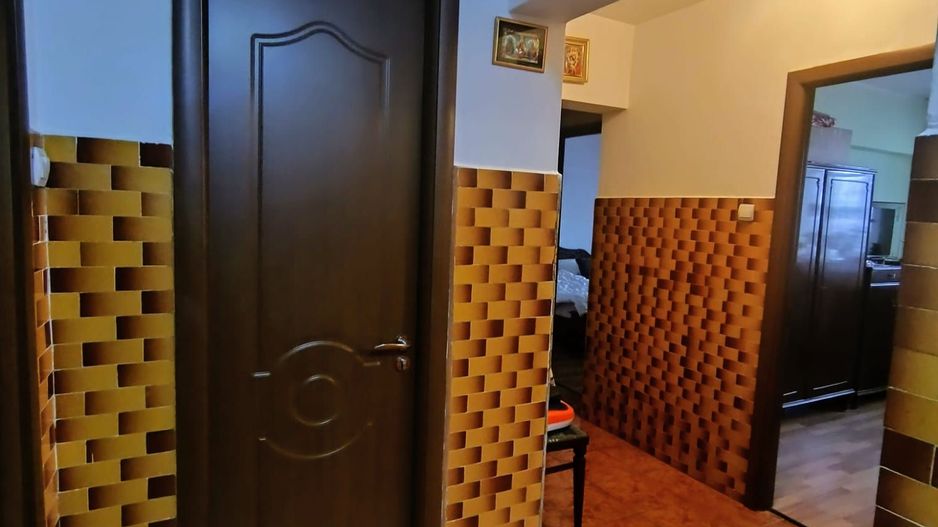 3 camere Bd. Timișoara | Bloc reabilitat | Etaj 1 - Poză 4