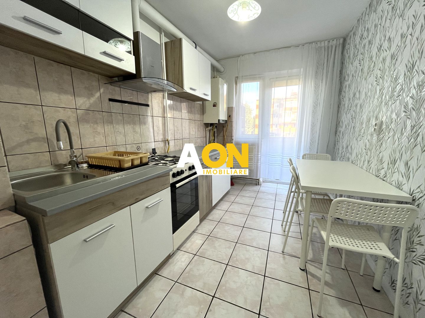 Apartament 3 Camere, Cartier Cetate, Etaj 2 - Poză 3