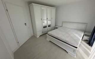 3 camere semidecomandate, Parcare, AC, Buna Ziua, Grand Hotel Italia - Poză 4