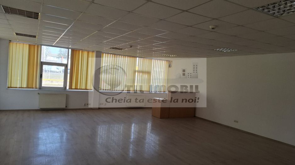 Spatiu depozitare de inchiriat,  suprafata 1250mp +500mp birou - Poză 11