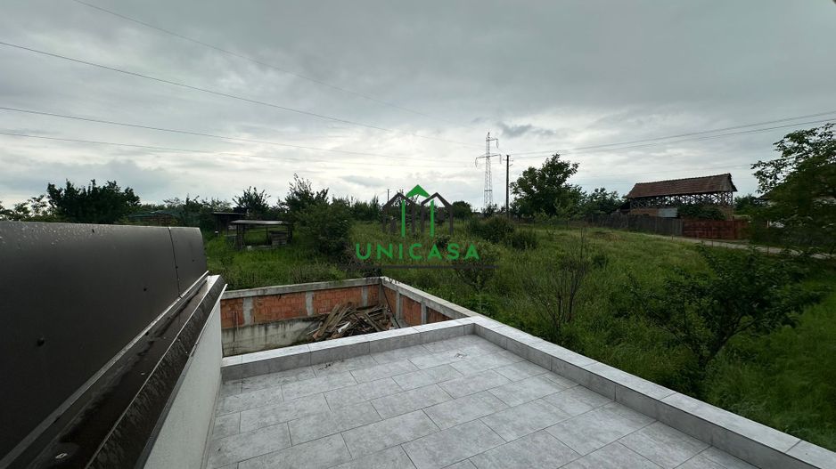 Casă de vânzare în Comuna Băbeni - Poză 18