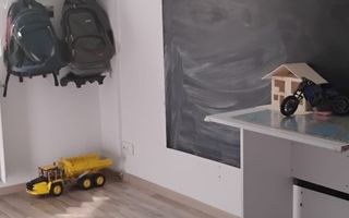 Apartament cu trei camere, zona Straduintei, 95.000€ negociabil - Poză 4