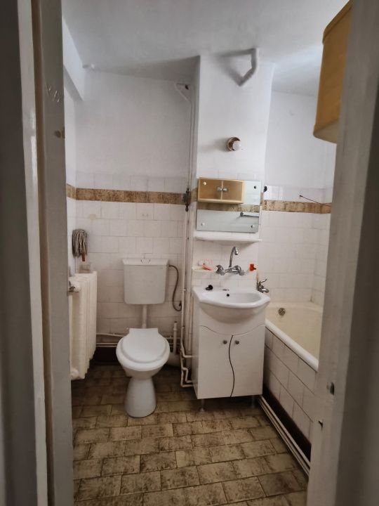 Apartament 3 camere ultracentral – Etaj 1 – 69 mp –Târgu Jiu - Poză 11