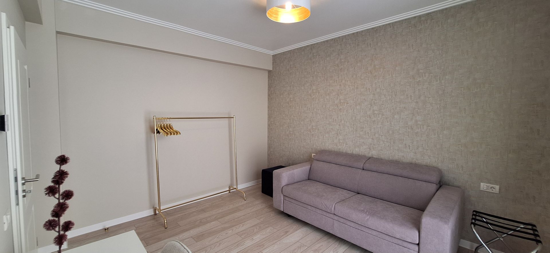 Apartament mobilat si utilat cu 2 locuri de parcare - Poză 19