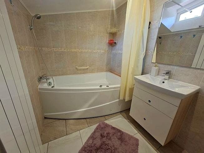 Proprietate cu 3 camere in centrul orasului pentru birouri sau locuit - Poză 6