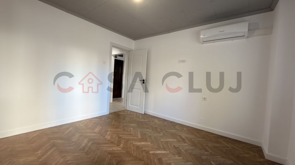 La Cheie, Manastur, Piata Flora!! - Poză 8