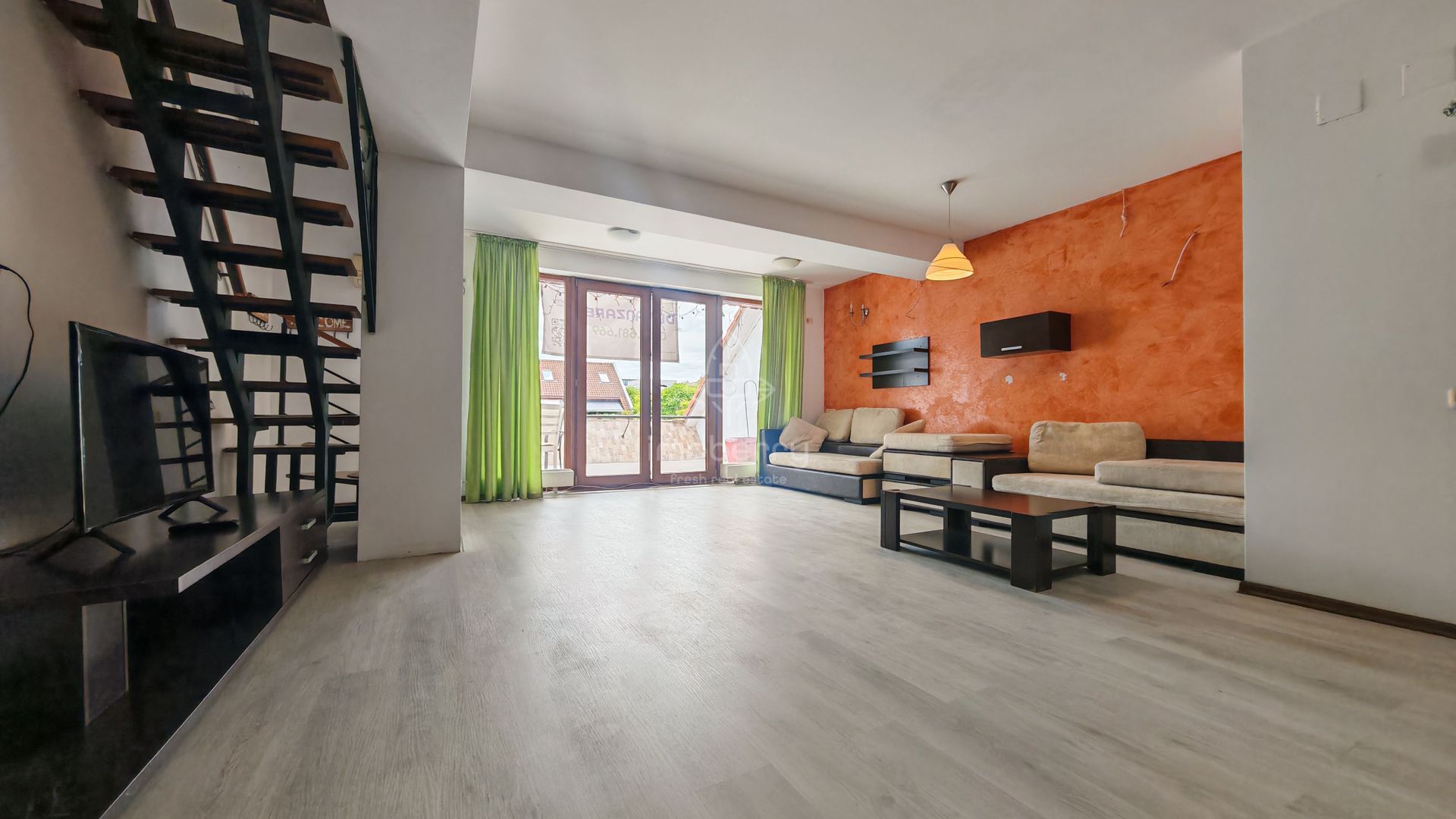 Vanzare apartament duplex Navodari, Constanta, 300-400m la plaja - Poză 1