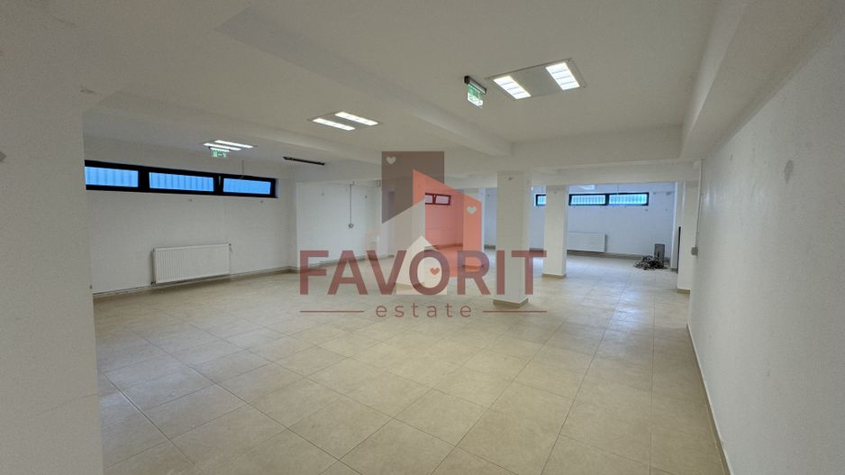 Spatiu de inchiriat aproape de Piata 700 si zona centrala - Poză 1