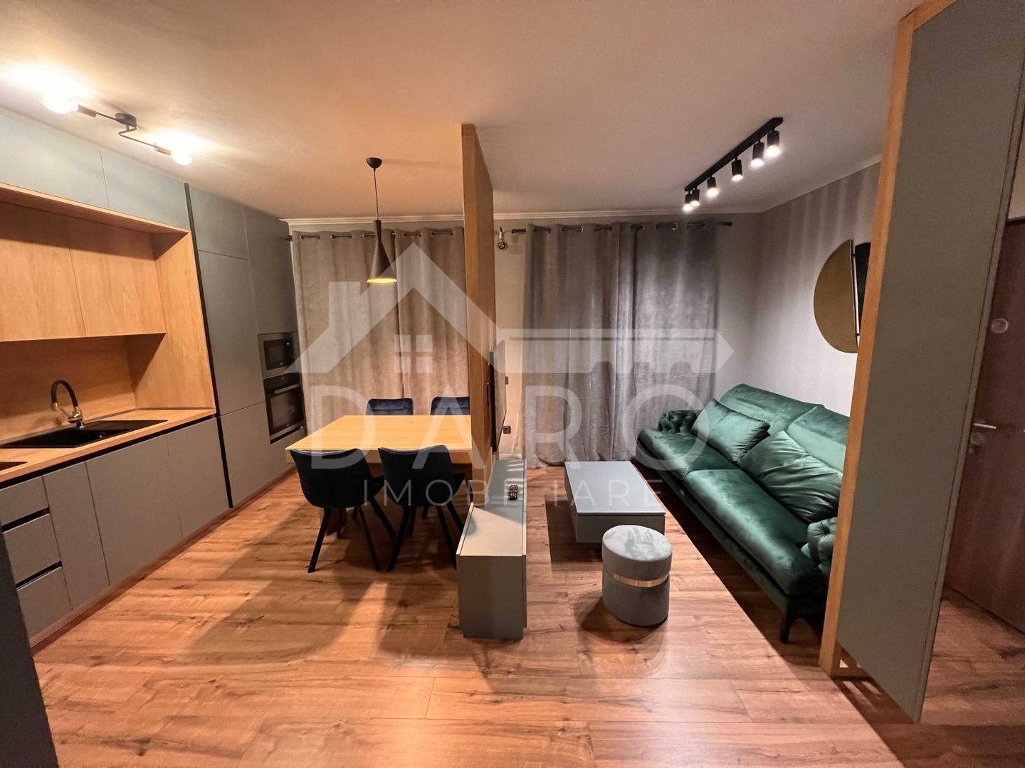 Dau in chirie 2 camere - lux - loc de parcare inclus - Poză 2