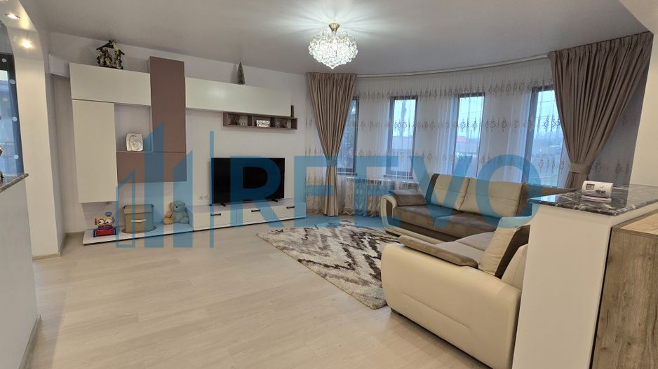 Casă de închiriat în Lilieci - Poză 2