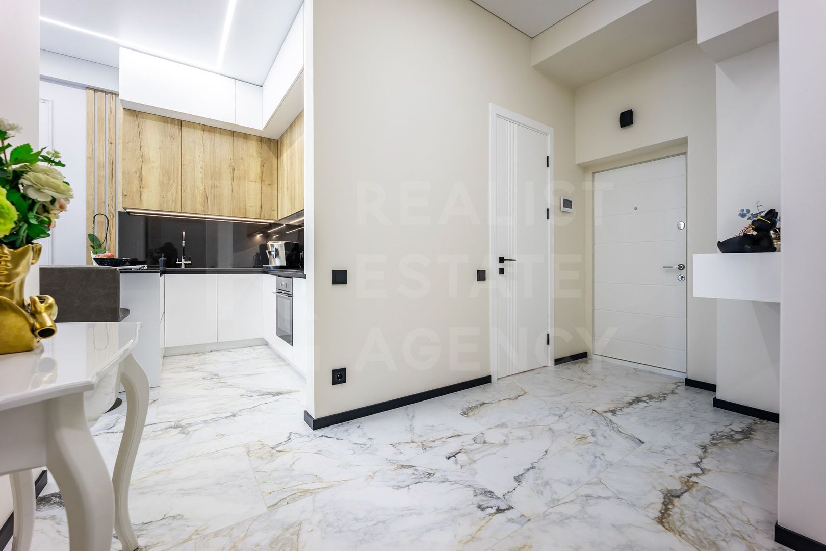 Vânzare apartament, 2 camere 66 mp, Complex Oasis, Rîșcani - Poză 10
