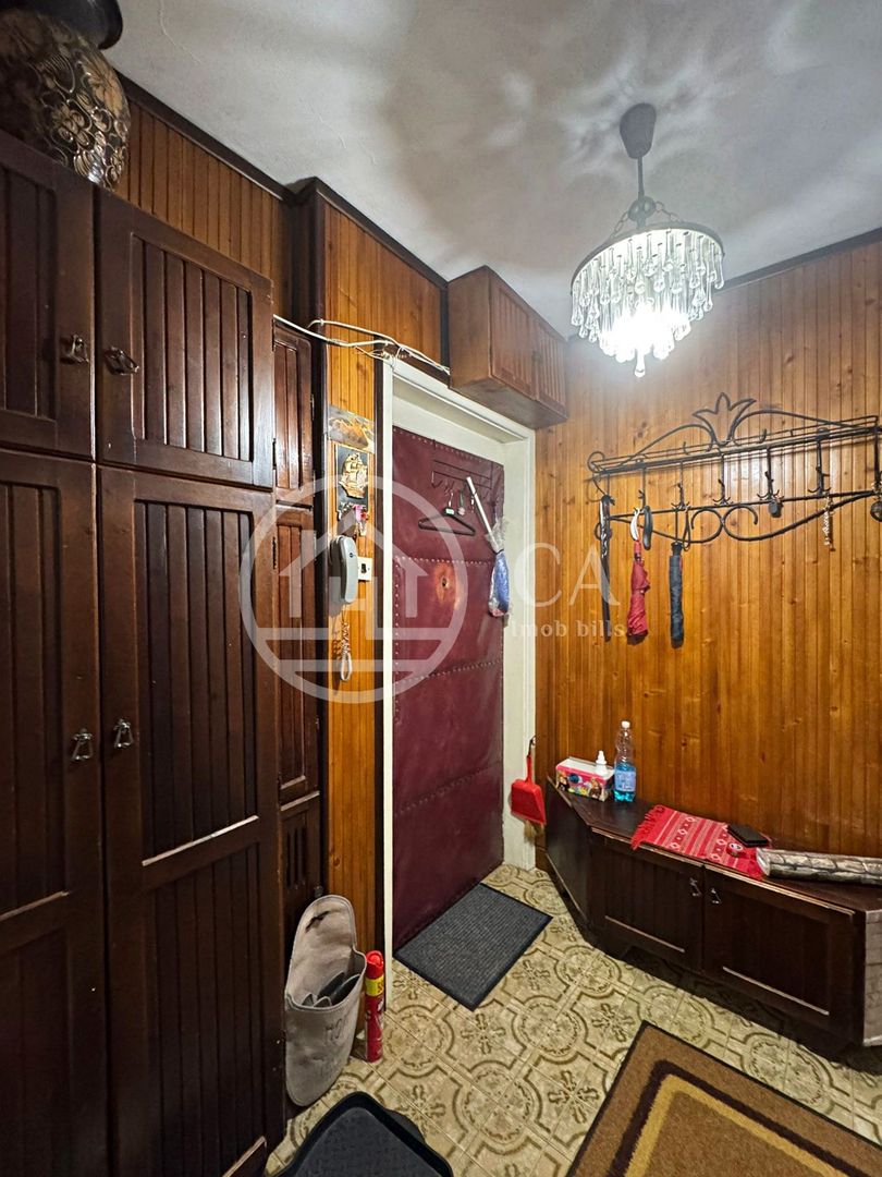 Apartament de închiriat cu 3 camere in zona Ultracentrala, Oradea - Poză 12