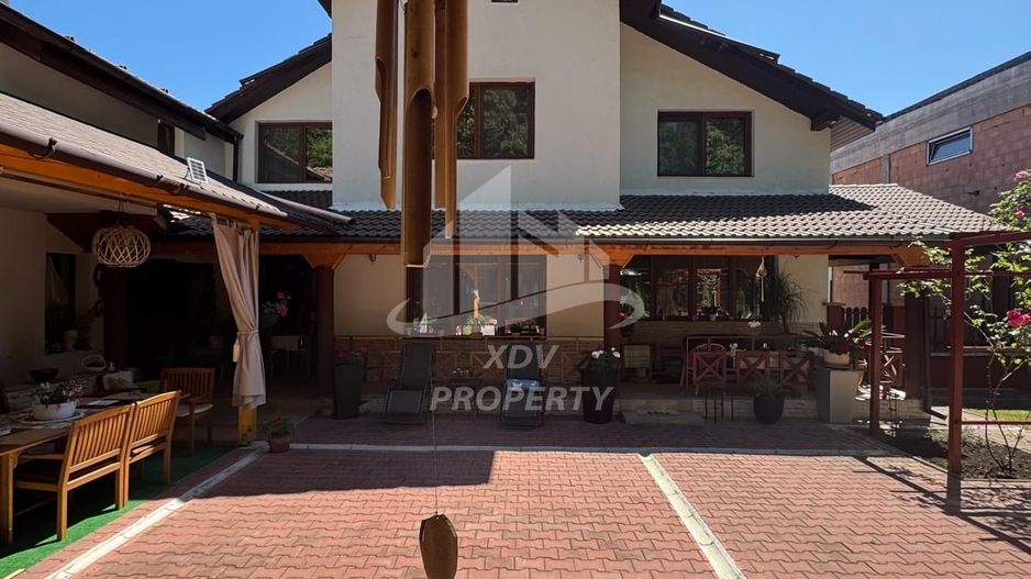 Vila  Frumoasa , Sibiu ,6 camere , 5 Bai , mobilata ,utilata - Poză 7