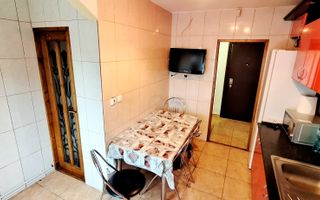 Oferim spre inchiriere,apartament spatios,3 camere,aproape de Spitalul Judetean - Poză 16