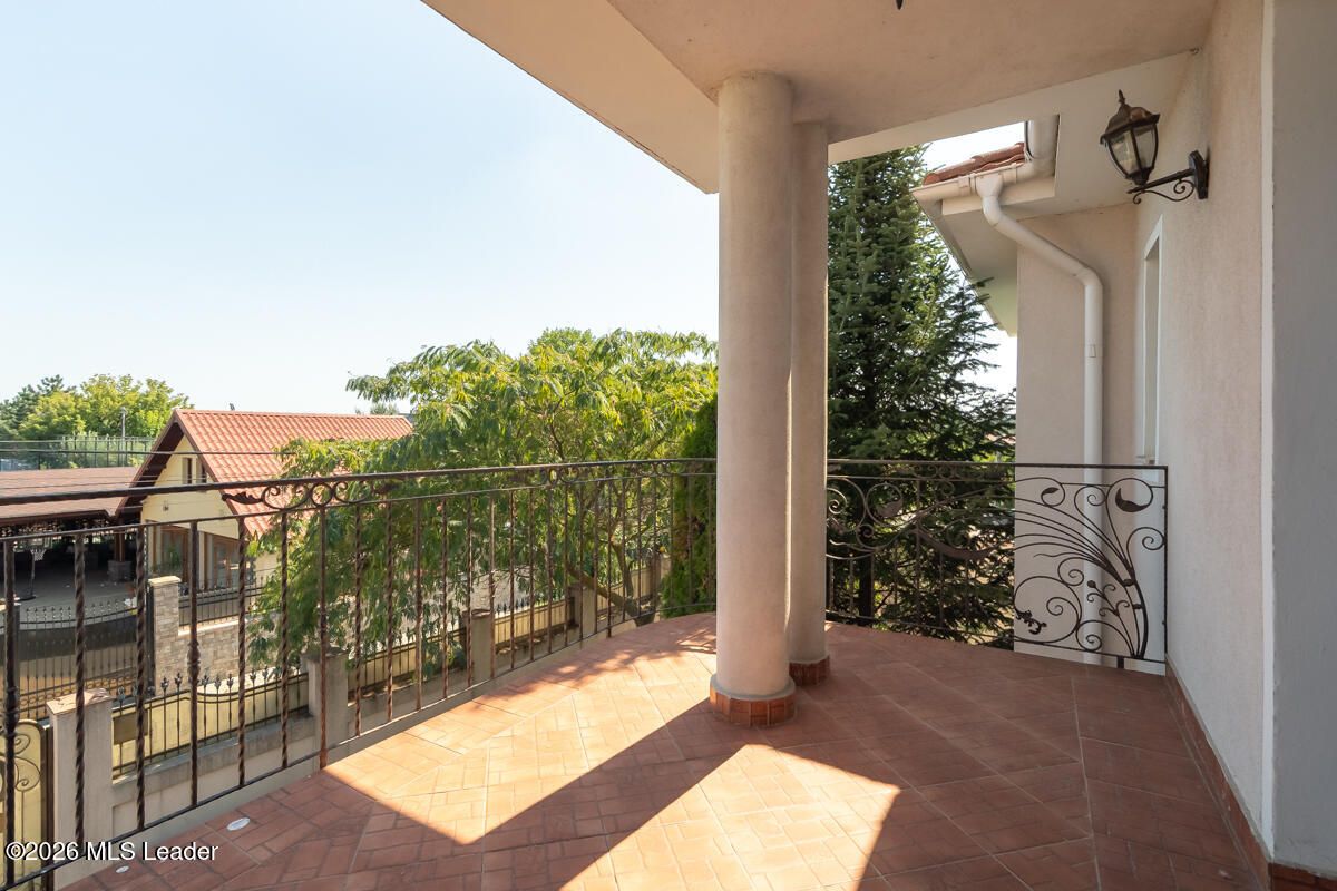Cernica - Intre Lac si Padure, Vila luxoasa 946 MP, teren 1382 MP - Poză 75