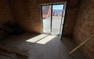 Apartament cu 2 camere, parcare, 50mp, Zona Sangeorgiu de Mures - Poză 8