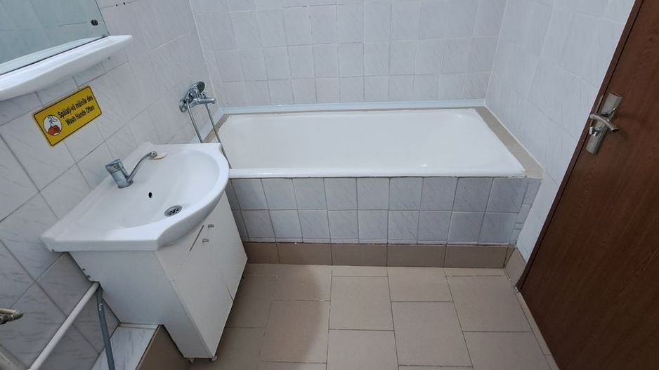Apartament 2 camere renovat complet, etaj intermediar, liber imediat - Poză 6
