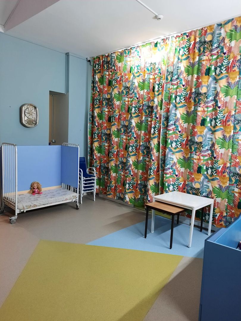 Proprietate versatilă, ideală pentru activități sociale, medicale sau - Poză 18