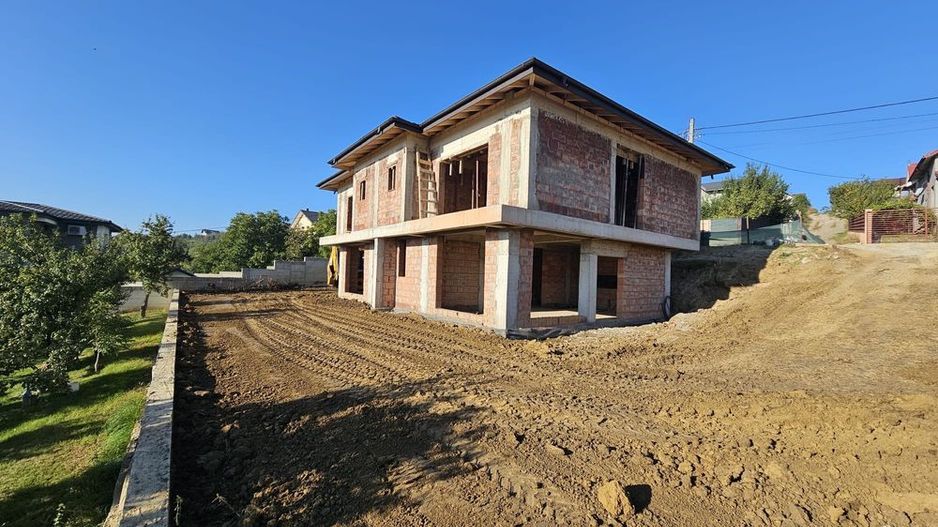Casa Premium, locatie excelenta (Manastirea Cetatuia) la 1,5 km de Bld - Poză 2