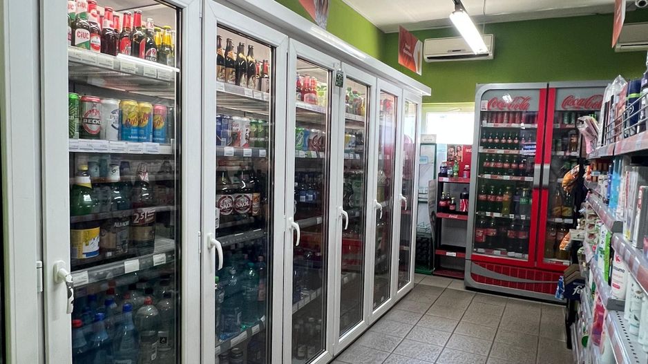 Oportunitate de Investiție | Spațiu Comercial cu Chiriaș Stabil (La Doi Pași) - Poză 3