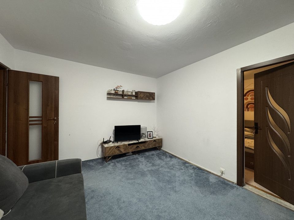 Apartament 3 camere Circumvalatiunii langa Gen 18, etaj 3 - Poză 3