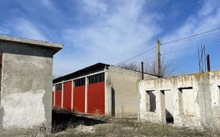 Teren generos cu hale si utilități - Ideal pentru afacerea ta! 2051 mp - Poză 3