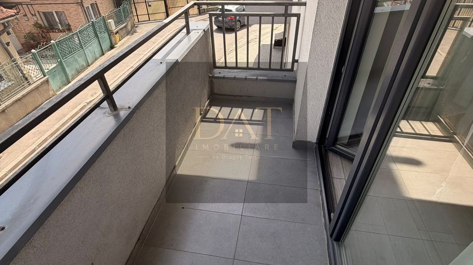 Apartament, 2 camere decomandate, parcare subterana, zona Traian Vuia - Poză 7