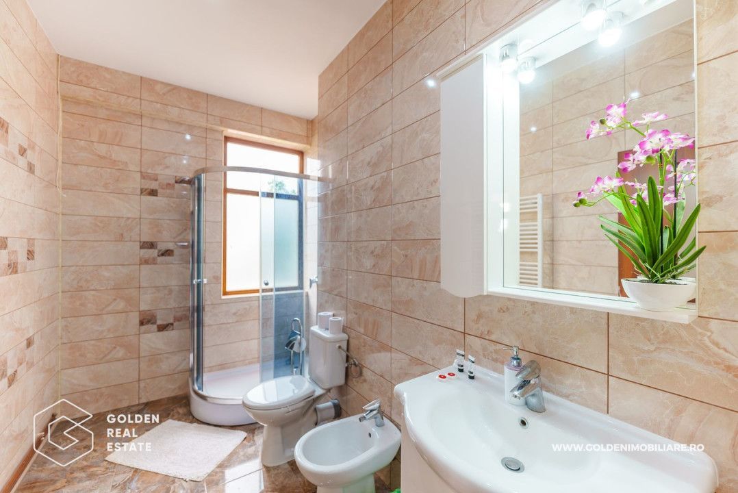 Oportunitate de investiție, vila pretabila pentru  afacere de familie - Poză 20