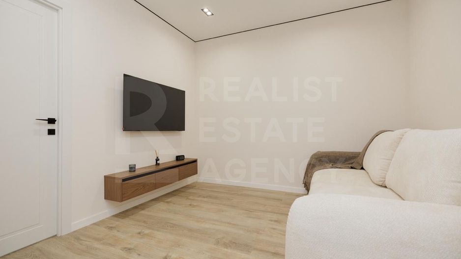 Vânzare, apartament, Strada Regina Elisabeta, Durlești - Poză 1