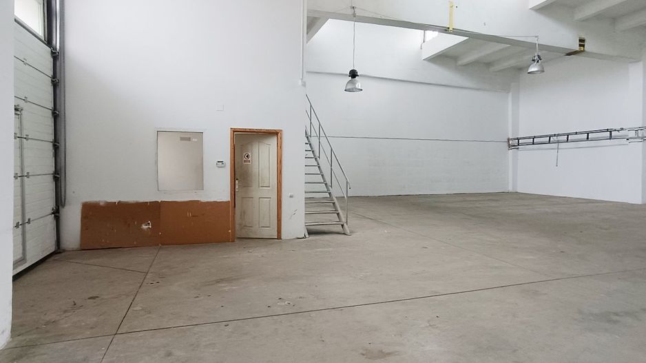 Hala si birouri cu suprafta de 320m-uzina 2 - Poză 2