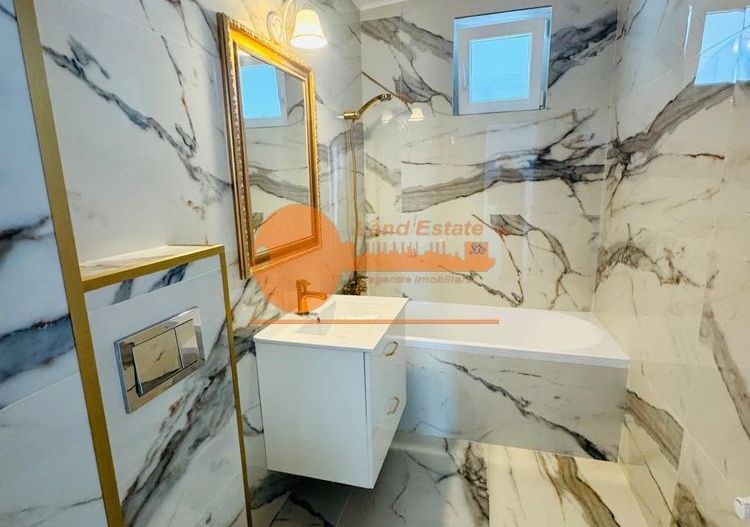 3 camere (metrou Titan-10 minute) - Poză 1