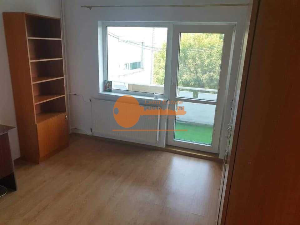 3 camere Aviatiei -450 m metrou ( 2 balcoane ) - Poză 3