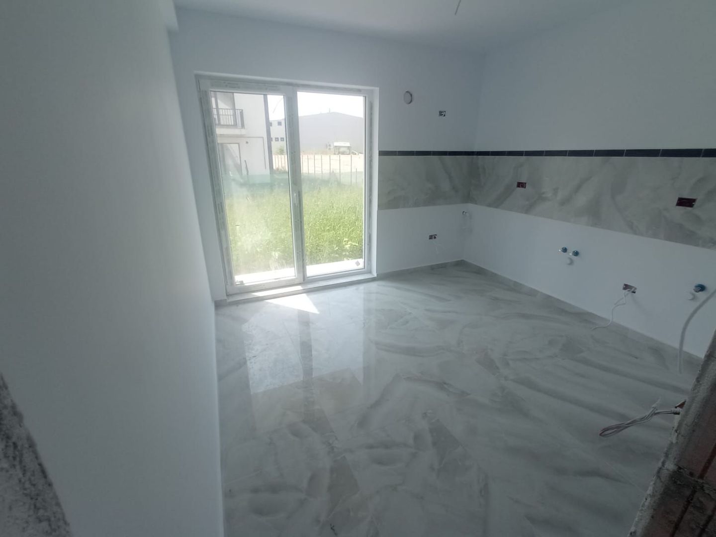 CASA INDIVIDUALA DOMNESTI, 4 CAMERE, 120 MP UTILI, GARAJ, COMIS 0% - Poză 10