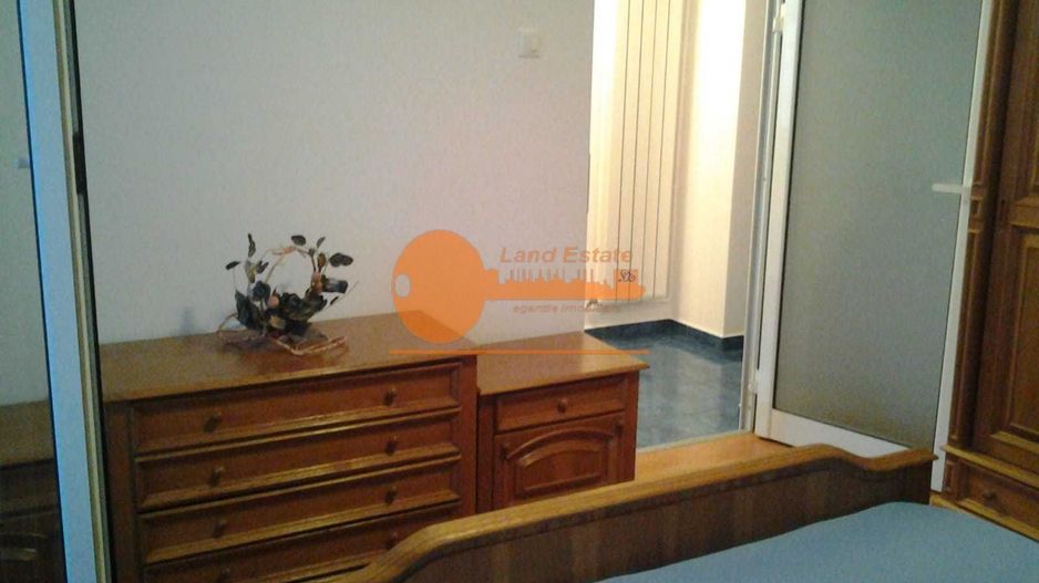 Apartament 3 camere cu centrala – Drumul Taberei la 5 min de metrou - Poză 3
