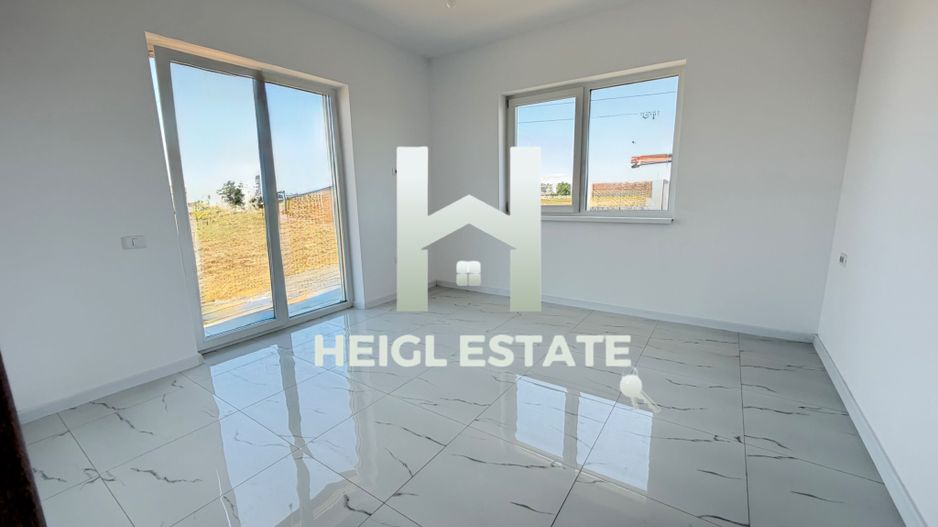 Duplex finalziat cu 4 camere si bucatarie inchisa in Giroc - Poză 2