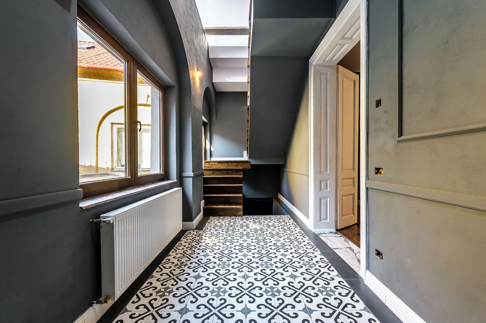 Apartament ultracentral cu 3 camere - Poză 3