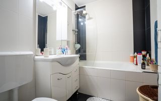 APARTAMENT CU 2 CAMERE DECOMANDAT ZONA ROGERIUS - Poză 7