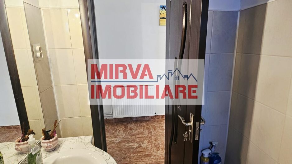 Casă 5 camere + teren generos 1700 mp – Ariceștii Rahtivani - Poză 21