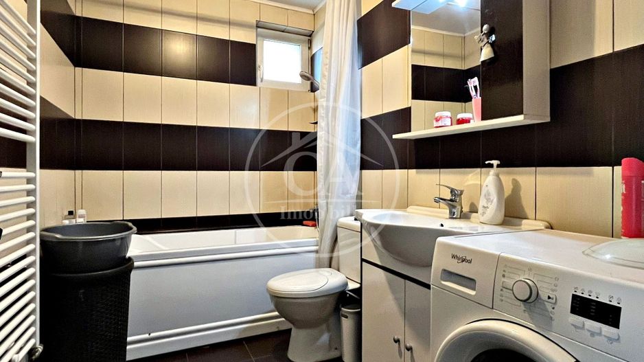 Casă de vânzare tip duplex cu 4 camere în Nojorid, Oradea. - Poză 12