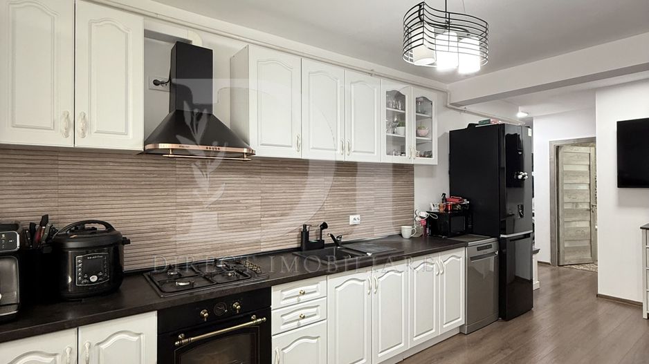 Apartament de inchiriat / etaj intermediar / Zona Porii - Poză 5