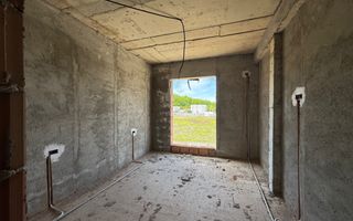 Eleganță și natură: vilă urbană exclusivistă în Tunari - Poză 5