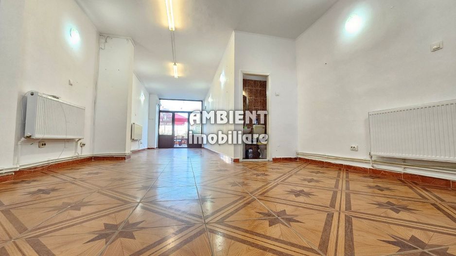 DE INCHIRIAT - Spatíu comercial 50 mp, zona CRUCEA GĂRII - Poză 1