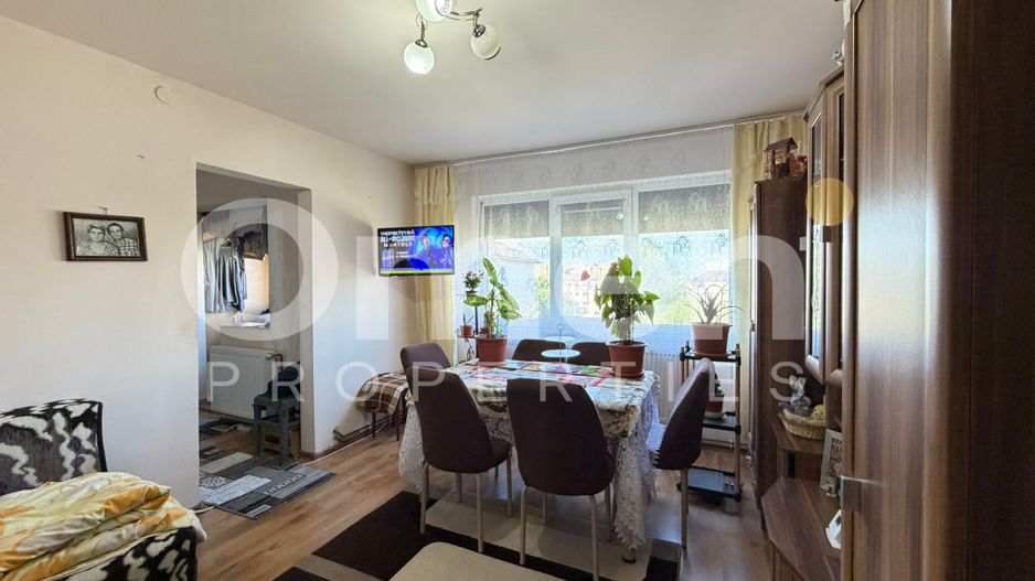 Apartament cu 2 camere de vanzare, zona Cuza Voda - Poză 1