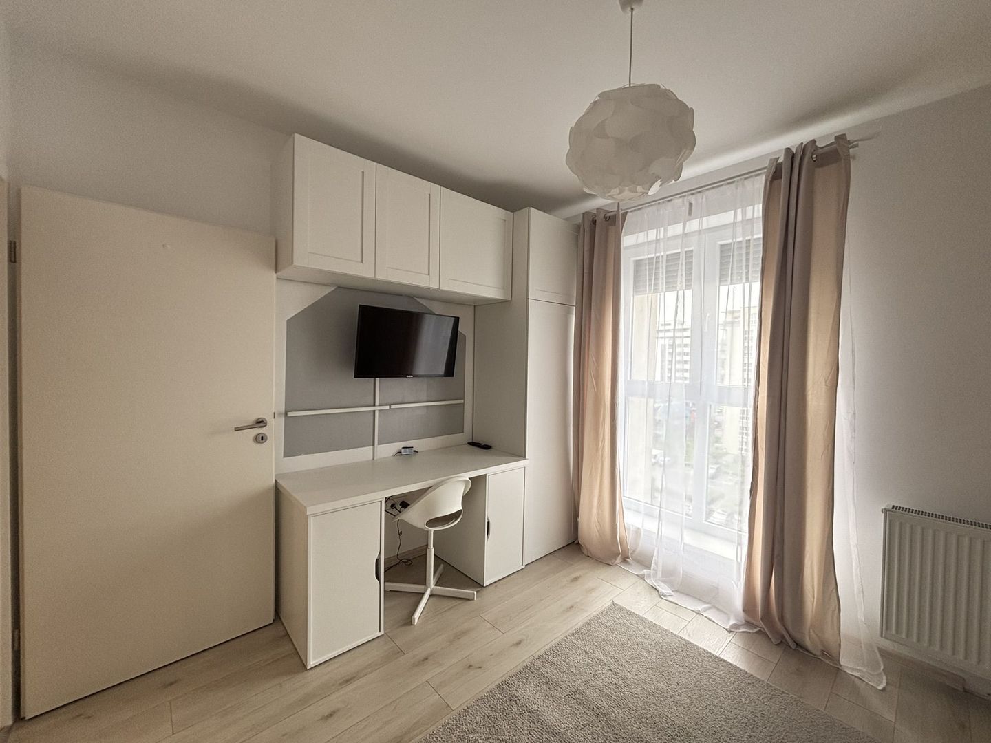 3 camere Avantgarden Tractorul - Poză 6