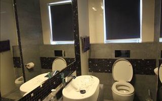 Casă / Vilă cu 7 camere în zona Lipovei - Poză 11