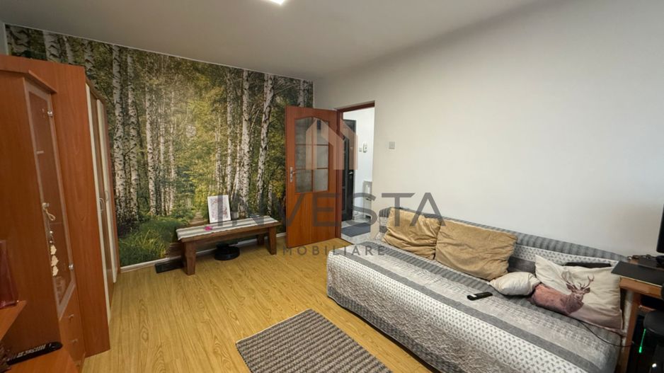 Apartament decomandat cu 4 camere si 2 balcoane - zona Marasti! - Poză 2
