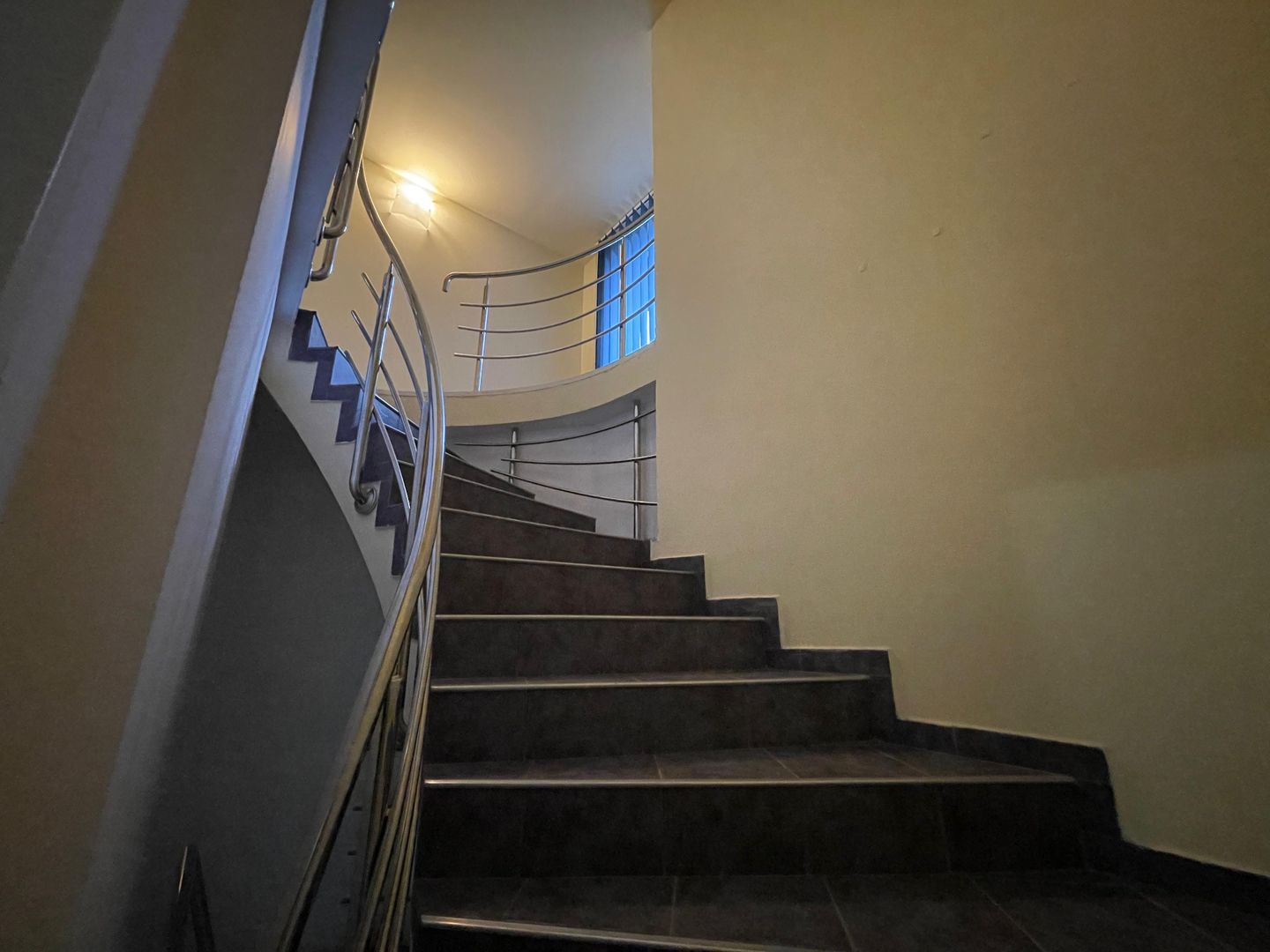 Spatiu bussines de 490mp intr-o vila pe 4 niveluri - Timisoara - Poză 17